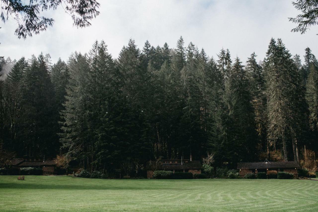 Silver Falls Lodge & Conference Center Sublimity Exterior photo